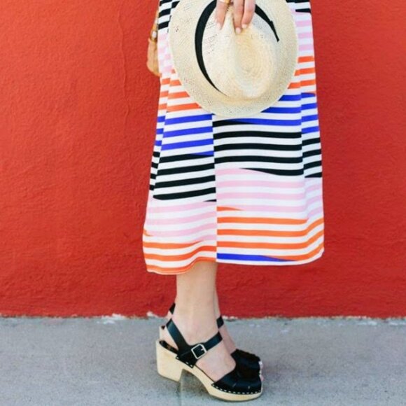 Authentic Swedish Hasbeens Clogs - Picture 3 of 11